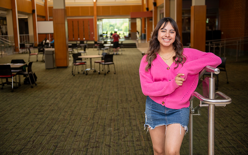 Elgin Community College Spring 2024 graduate Kimberly Carreto-Duran