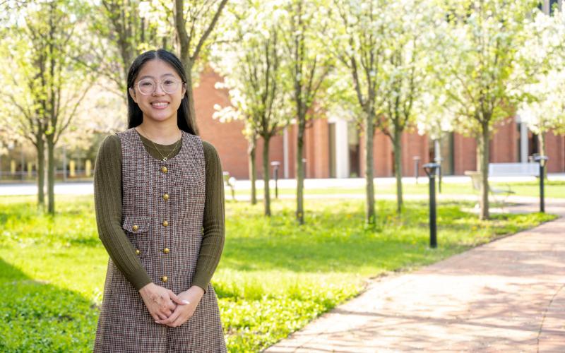 Jenna Manzano, Spring 2022 ECC Graduate