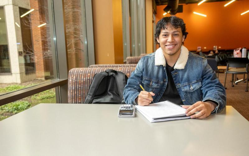 ECC student Luis Moran